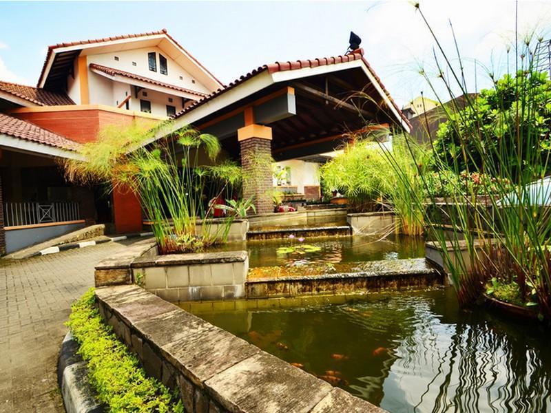 Kazeem Topas Galeria Bandung Eksteriør bilde