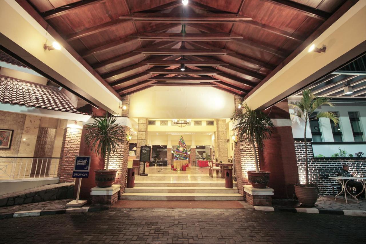 Kazeem Topas Galeria Bandung Eksteriør bilde